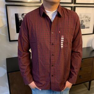 *NEW* Levi’s Button Up Long Sleeved Shirt